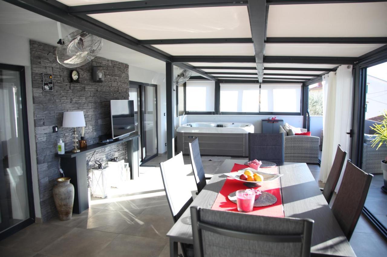 Luxurious Seaview Apartment Šibenik Екстериор снимка